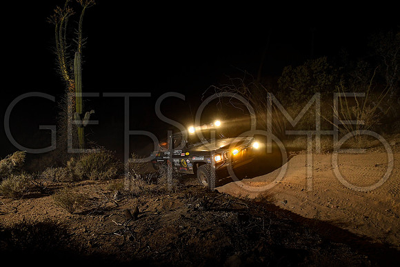 302_17B1000_getsomephoto_123014