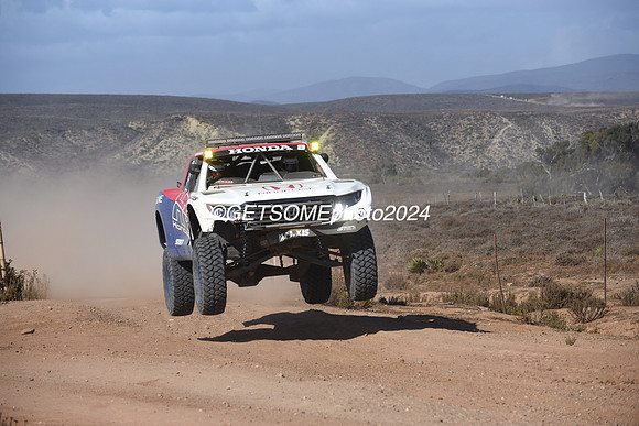 9_111524_BAJA1000_GETSOMEPHOTO_0074077