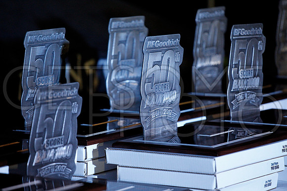 Awards_17B1000_getsomephoto_128880