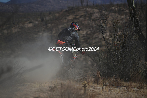 10x_111624_getsomephoto_129215