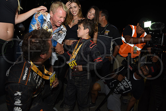 Awards_17B1000_getsomephoto_128930