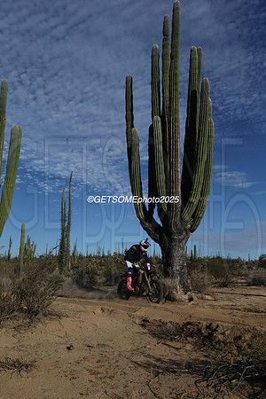 1X_2025_SCORE_BAJA1000_GETSOMEPHOTO_57944