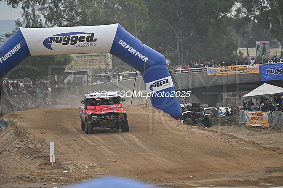 303_2025_SCORE_BAJA1000_GETSOMEPHOTO_073704