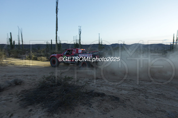 200_2025_SCORE_BAJA1000_GETSOMEPHOTO_58607