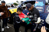 Staging_111425_B1K_GETSOMEPHOTO_142897