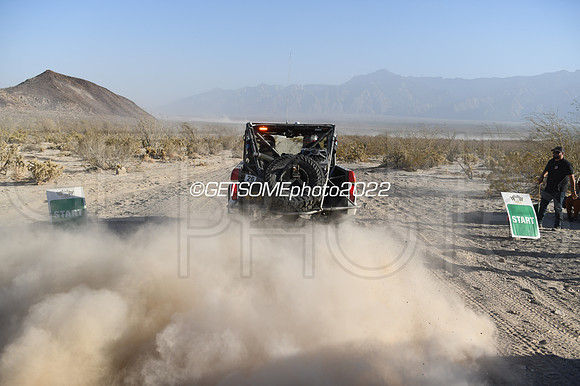 26_050422_MX1K_GETSOMEphoto_042683