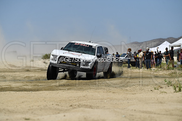 10_050422_MX1K_GETSOMEphoto_047030