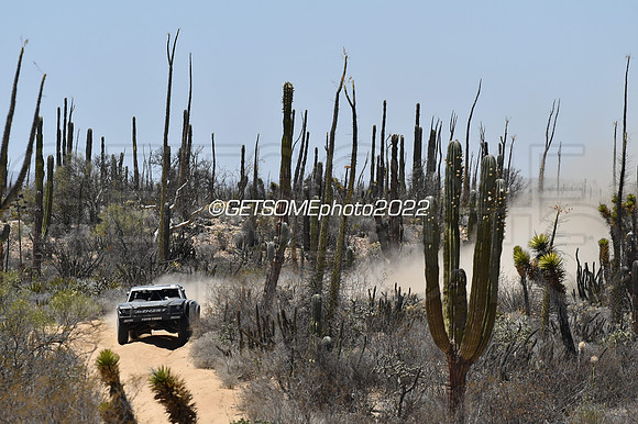 47_050422_MX1K_GETSOMEphoto_043057