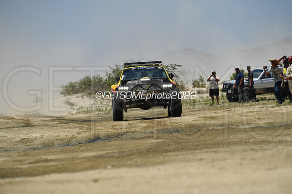 57_050422_MX1K_GETSOMEphoto_047065