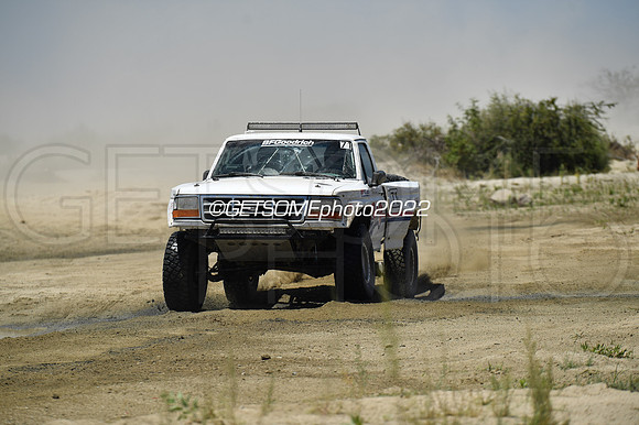 71_050422_MX1K_GETSOMEphoto_047204