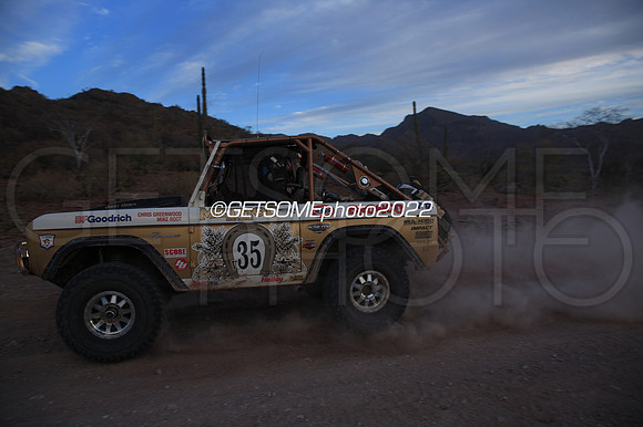35_050422_MX1K_GETSOMEphoto_050564