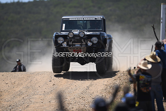 30_050422_MX1K_GETSOMEphoto_042432