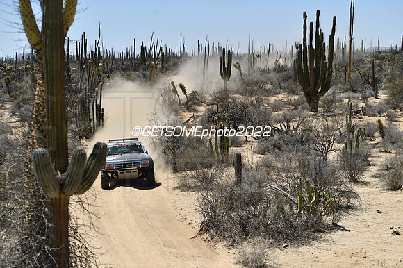 2_050422_MX1K_GETSOMEphoto_043326