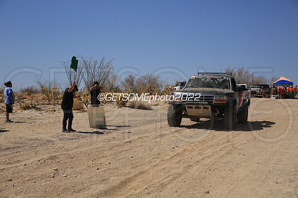 2_050422_MX1K_GETSOMEphoto_046107