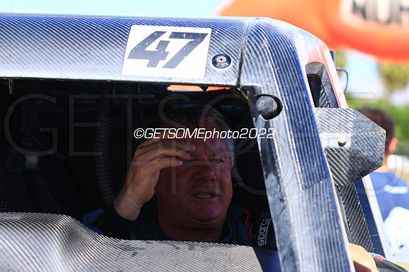 47_050422_MX1K_GETSOMEphoto_052586