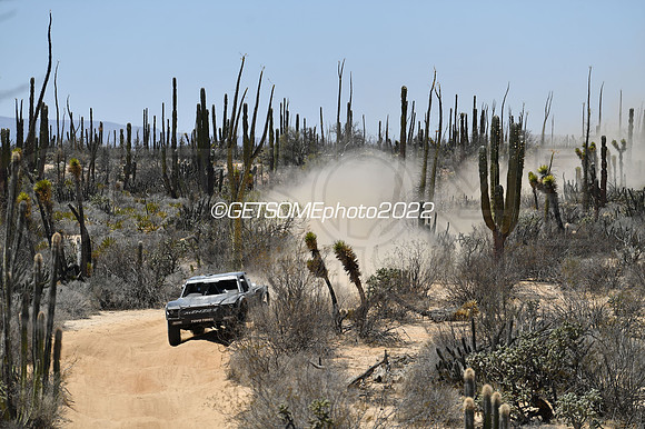 47_050422_MX1K_GETSOMEphoto_043065