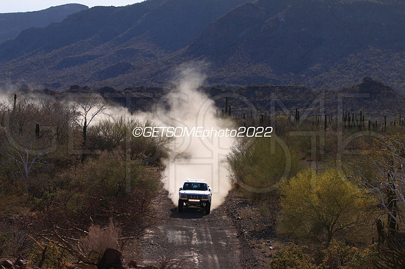 71_050422_MX1K_GETSOMEphoto_051596