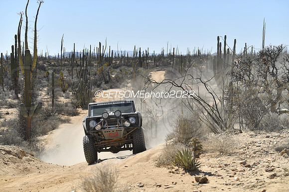 30_050422_MX1K_GETSOMEphoto_044323
