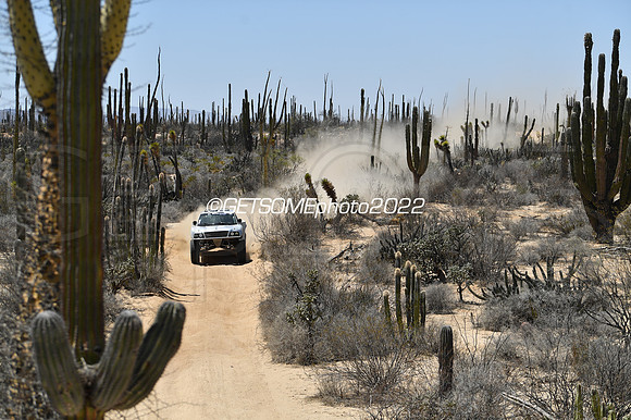 56_050422_MX1K_GETSOMEphoto_043186