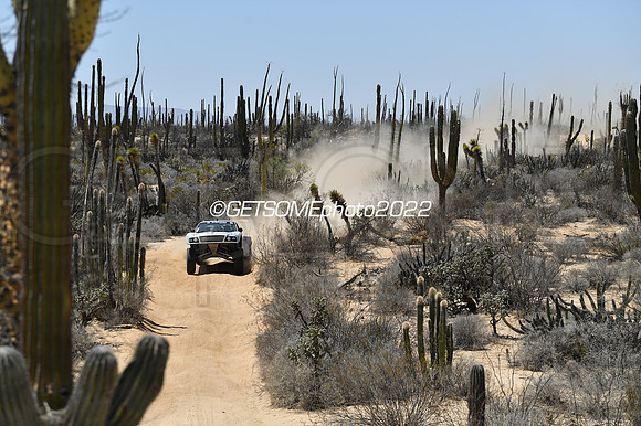 56_050422_MX1K_GETSOMEphoto_043183