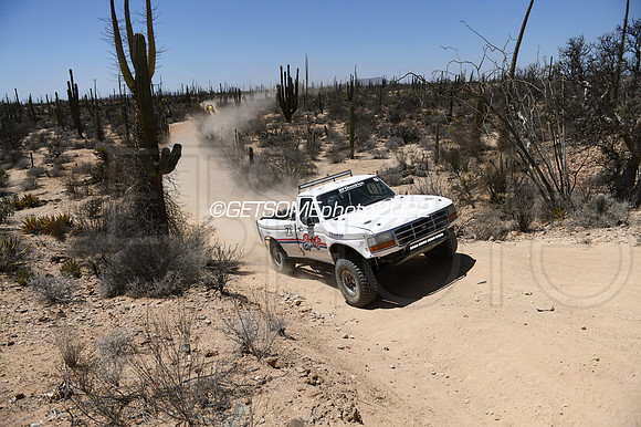 71_050422_MX1K_GETSOMEphoto_044043