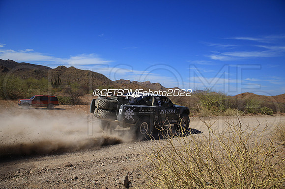 3_050422_MX1K_GETSOMEphoto_050841