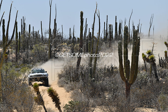 56_050422_MX1K_GETSOMEphoto_043180