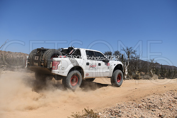 10_050422_MX1K_GETSOMEphoto_044004