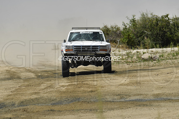 71_050422_MX1K_GETSOMEphoto_047201