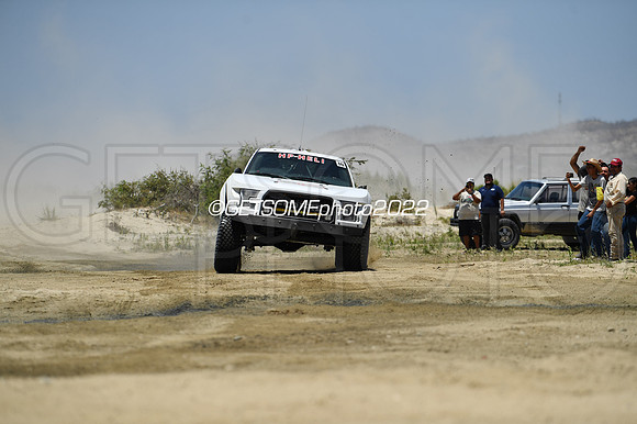 10_050422_MX1K_GETSOMEphoto_047027