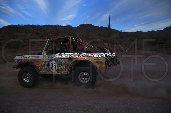 35_050422_MX1K_GETSOMEphoto_050565
