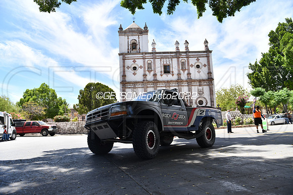 2_050422_MX1K_GETSOMEphoto_044703