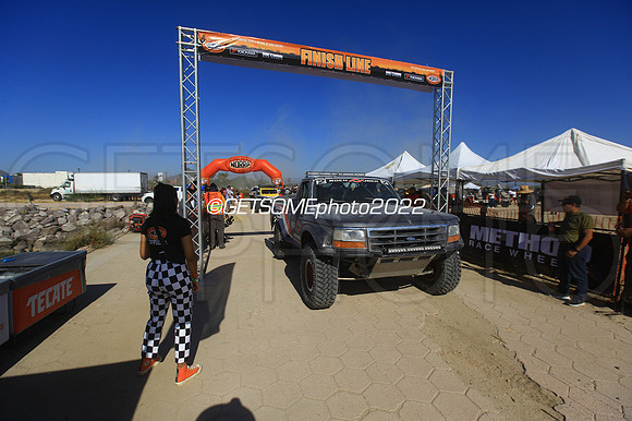 2_050422_MX1K_GETSOMEphoto_052216