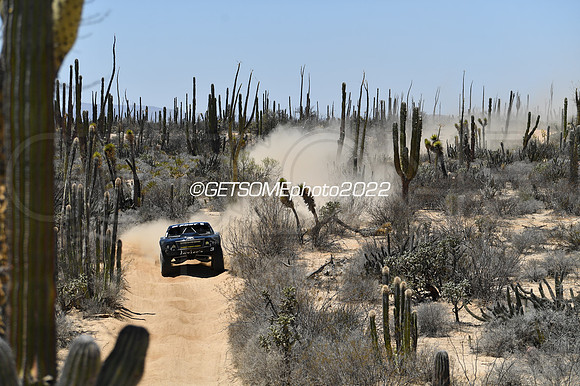 3_050422_MX1K_GETSOMEphoto_043024