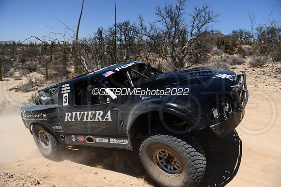 3_050422_MX1K_GETSOMEphoto_043841