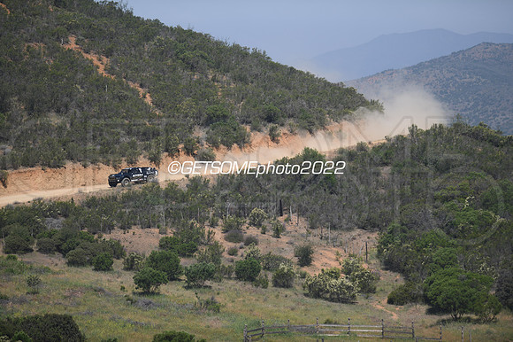 3_050422_MX1K_GETSOMEphoto_042302