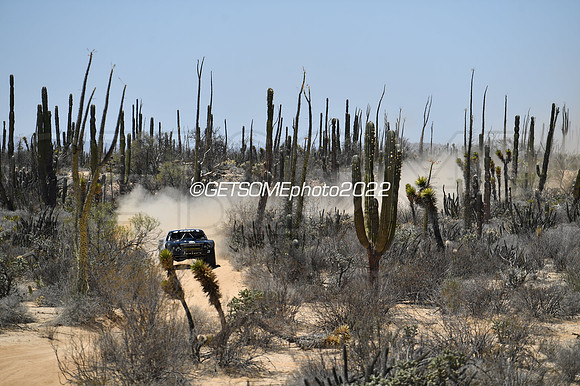 3_050422_MX1K_GETSOMEphoto_043017