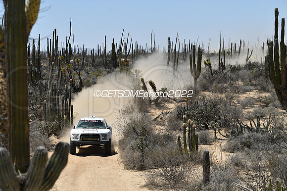 10_050422_MX1K_GETSOMEphoto_043259