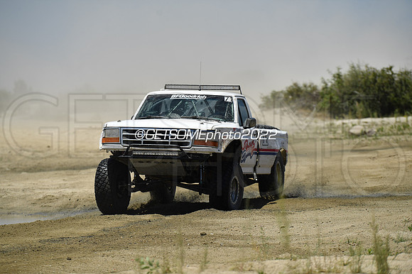 71_050422_MX1K_GETSOMEphoto_047206