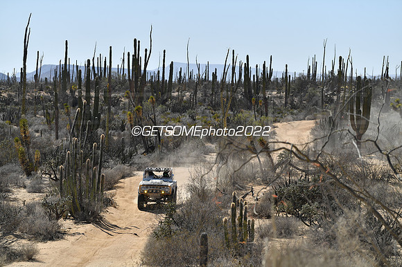 35_050422_MX1K_GETSOMEphoto_044287