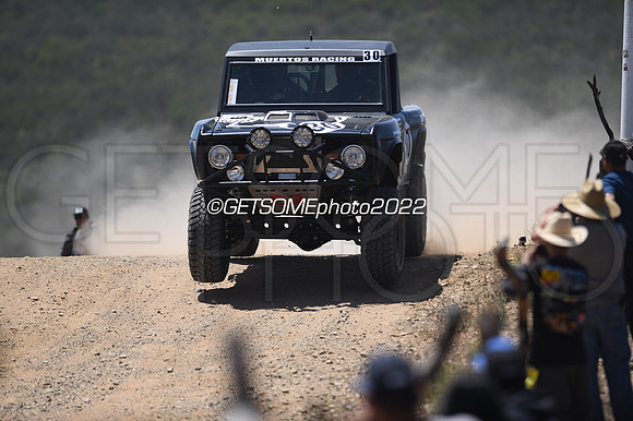 30_050422_MX1K_GETSOMEphoto_042433