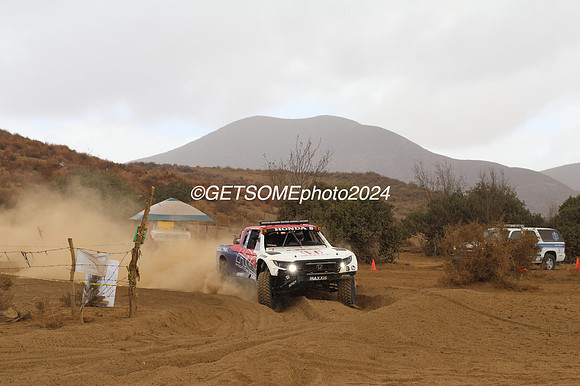 9_111524_BAJA1000_GETSOMEPHOTO_0071828