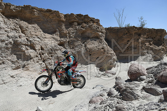 45x_17SF250_GETSOMEphoto_94487
