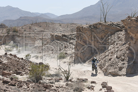 212x_17SF250_GETSOMEphoto_94677