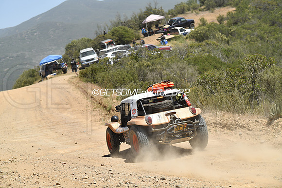 1_050422_MX1K_GETSOMEphoto_041099