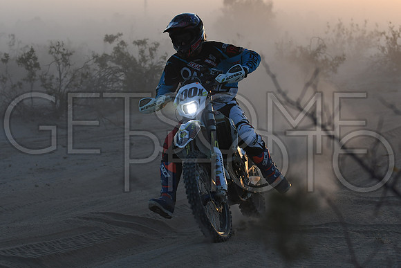 100x_17SF250_GETSOMEphoto_94096