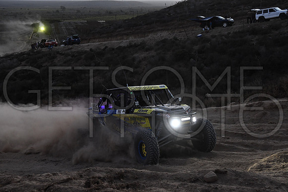 1956_010619_19B400_GetSomePhoto_064815
