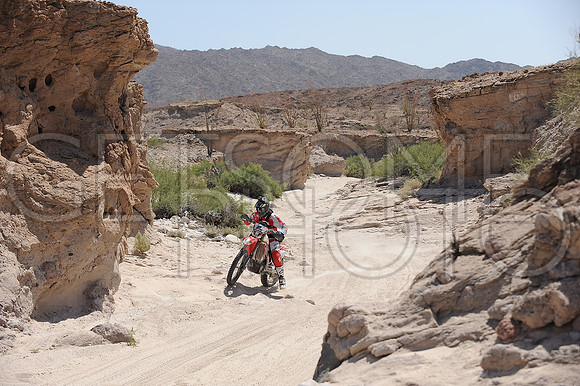 1x_17SF250_GETSOMEphoto_94531