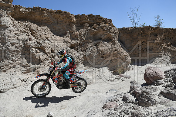 45x_17SF250_GETSOMEphoto_94488