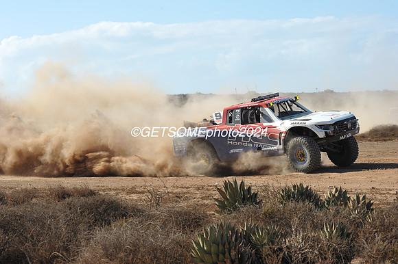 9_111524_BAJA1000_GETSOMEPHOTO_0073103